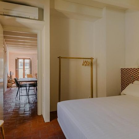 Flateli Santa Clara 01 Apartment Girona Luaran gambar